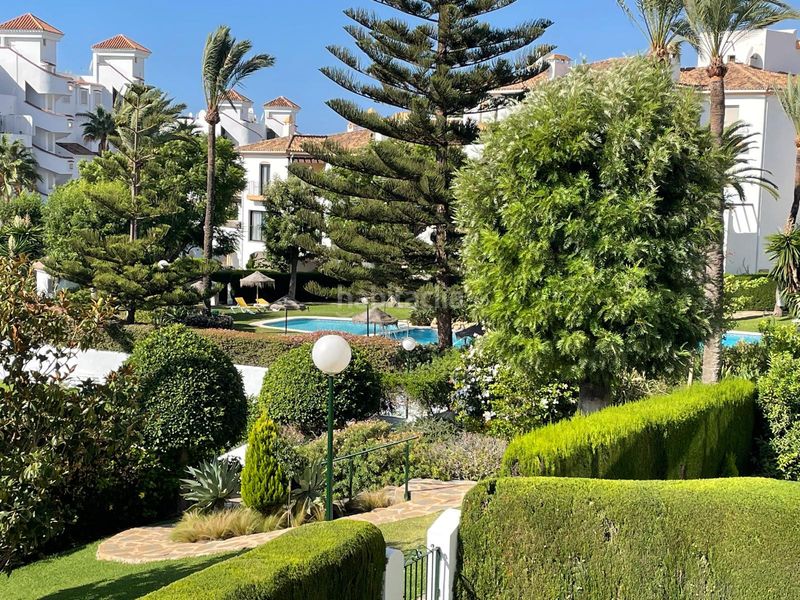 Foto 66488167-2668-4ec6-a8f0-8442d10f924e. Apartament amb aparcament piscina a Nueva Andalucía centro Marbella
