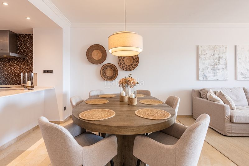 Foto c5648966-1f76-40cc-87b9-1008b7c5971a. Apartament amb aparcament piscina a Nueva Andalucía centro Marbella