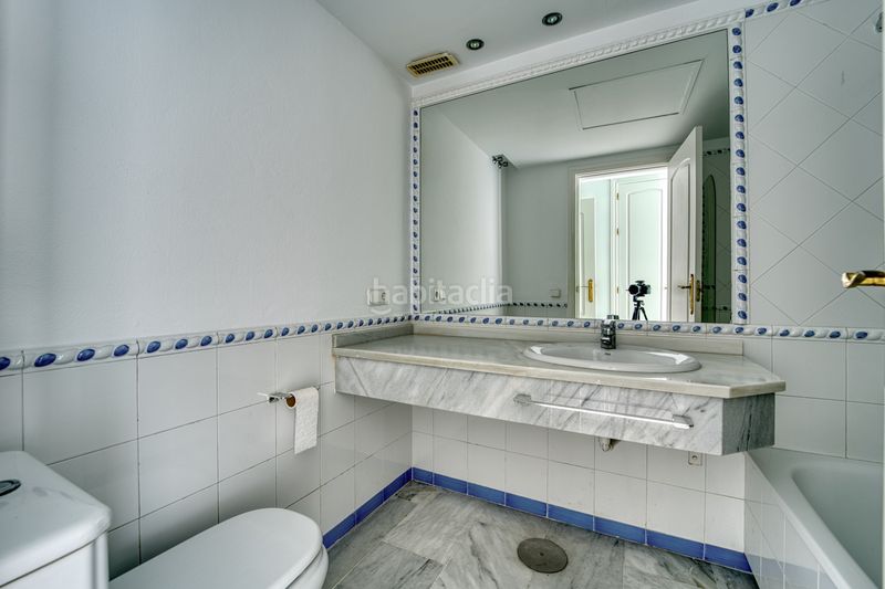 Foto 700156bf-6506-423d-b0cc-4c891cd83453. Àtic a 3-b 1 a Guadalmina Baja Marbella