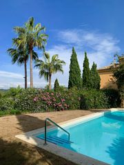 Reihenhaus in Sotogrande Alto. Exclusiva casa adosada de 4 dormitorios con piscina privada en s