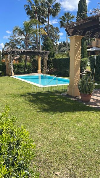 Foto 9c61a393-5311-4b10-a8f3-34012096b3b8. Casa adossada amb calefacció aparcament piscina a Sotogrande