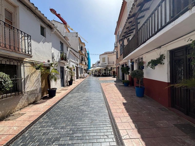 Foto 38a170c6-c2f0-42d7-aa7e-bb2de78d8426. Local comercial a Centro Estepona