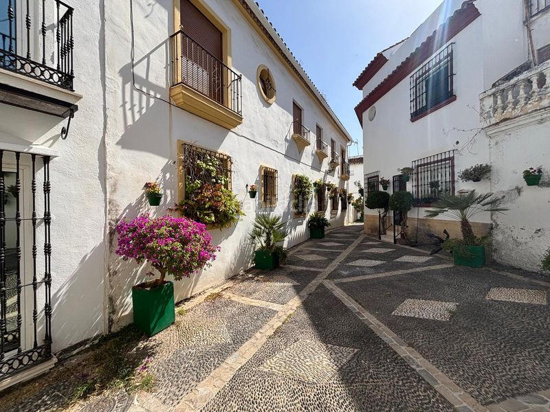 Foto 69588c95-dd24-4b7a-bdc9-0ff2554f72fc. Local comercial a Centro Estepona