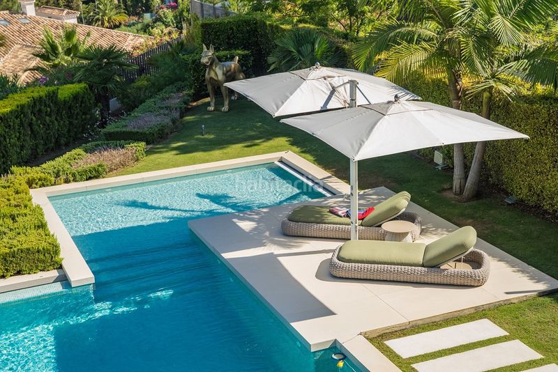 Foto 9b6de195-a465-4cbb-821a-b6d3681de0df. Casa amb calefacció aparcament piscina a lomas de Marbella club Marbella