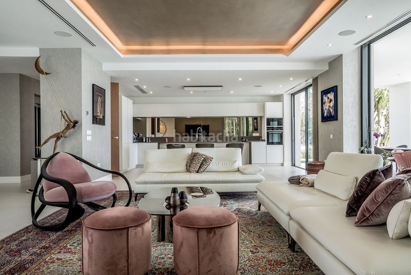 Foto be5d0246-75f0-48e6-8364-8e09cc0283eb. Casa amb calefacció aparcament piscina a lomas de Marbella club Marbella