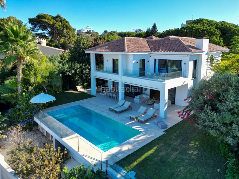 Foto 399a728c-7493-462e-ad2b-62d04589614a. Casa amb aparcament piscina a Cabopino - Artola Marbella