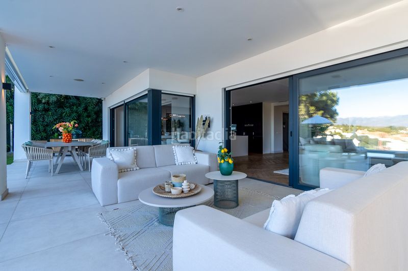 Foto 66ec1eca-2ac8-4979-80f8-4694b6f25062. Casa amb aparcament piscina a Cabopino - Artola Marbella