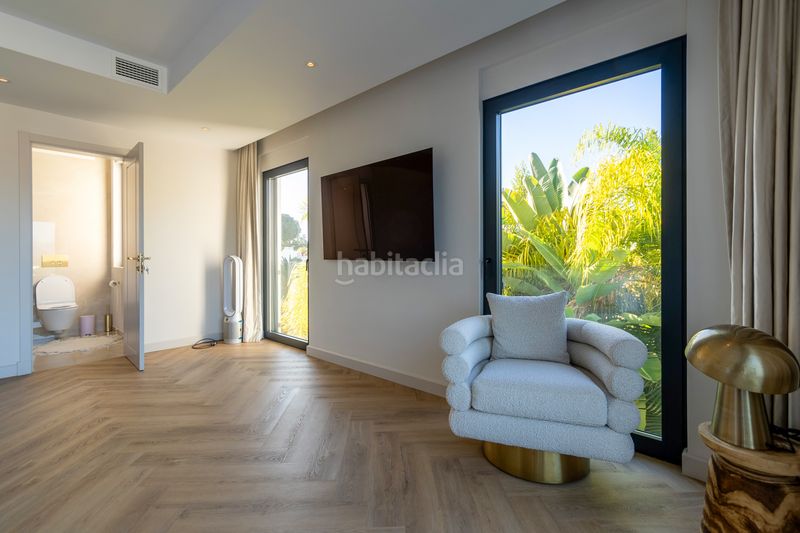 Foto 854bada0-70cb-407e-aeca-437b61137d74. Casa amb aparcament piscina a Cabopino - Artola Marbella