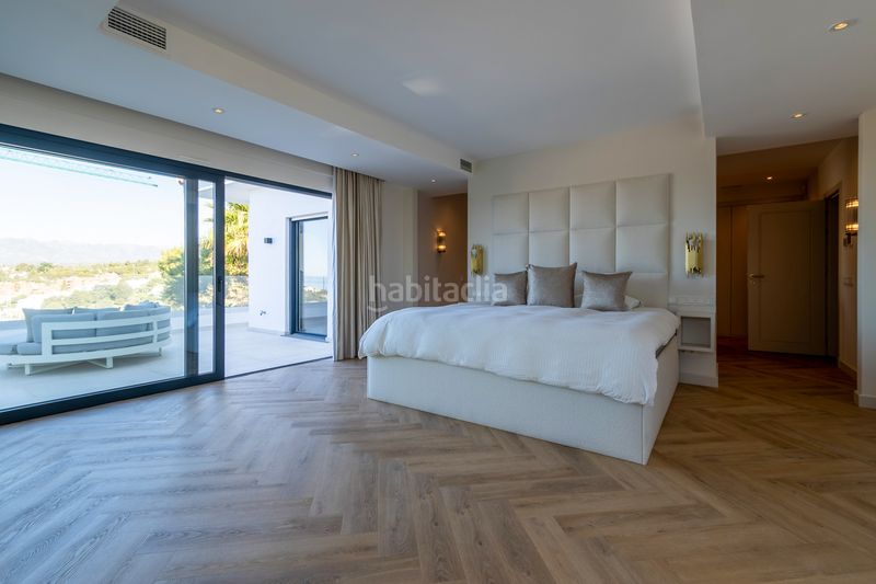 Foto d9228f88-5756-4be4-987c-658007ae19f9. Casa amb aparcament piscina a Cabopino - Artola Marbella