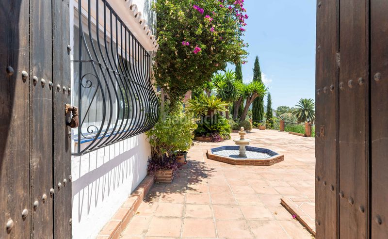 Foto 3ec6cfdc-46b0-4837-afa0-4864279acc09. Casa amb aparcament piscina a Mijas pueblo Mijas