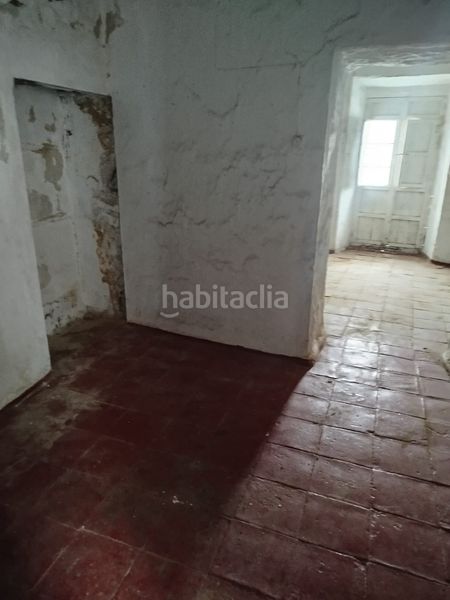 Foto 40d0594c-be24-48aa-9435-3e8a5a7a7962. Casa amb aparcament a Casares pueblo Casares