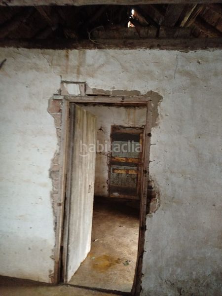 Foto aacd2ddf-df37-4220-91d9-90808c718694. Casa amb aparcament a Casares pueblo Casares
