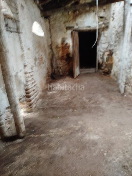 Foto b14c2b6b-1e44-465e-9040-ebb46083b905. Casa amb aparcament a Casares pueblo Casares