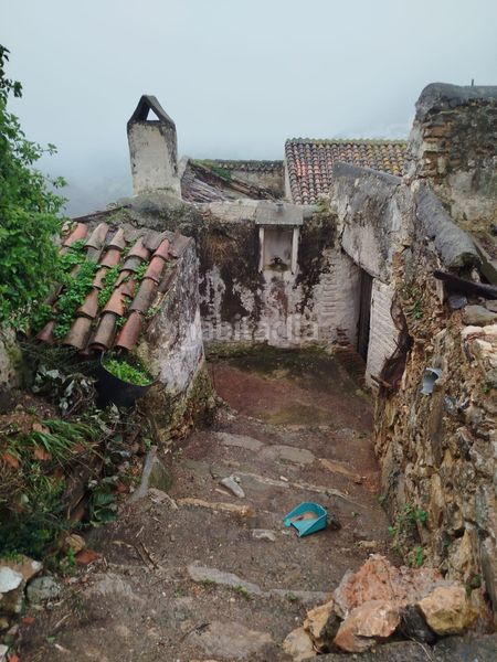 Foto def38b3b-2473-4972-a15c-3b8e82fe7ce4. Casa amb aparcament a Casares pueblo Casares