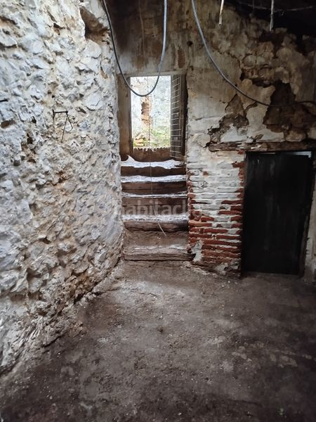 Foto e87805d4-5230-4d19-8e54-ddd897b943aa. Casa amb aparcament a Casares pueblo Casares