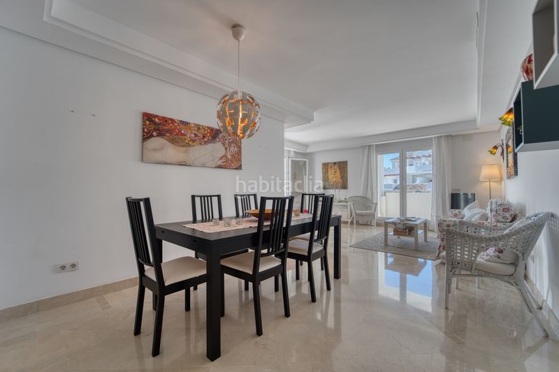 Foto 3ec5de3a-bf7b-474d-b8a9-8c3698d76c64. Apartament amb aparcament piscina a Los Naranjos Marbella
