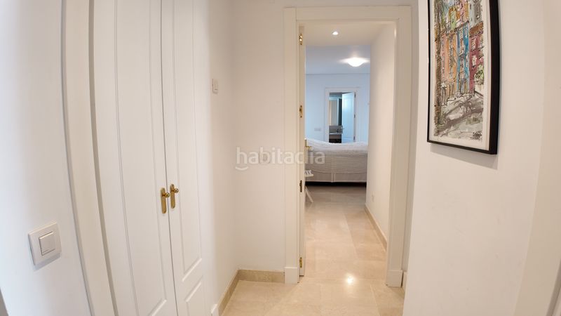 Foto 7e428184-d7e9-41d1-8adf-772268b00664. Apartament amb aparcament piscina a Los Naranjos Marbella