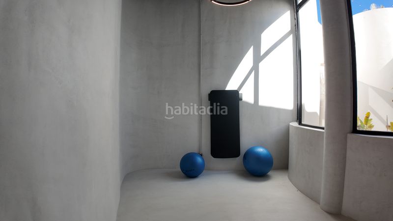 Foto a7c175c3-0278-42b7-91c3-0e2e9cb5a77f. Apartament amb aparcament piscina a Los Naranjos Marbella