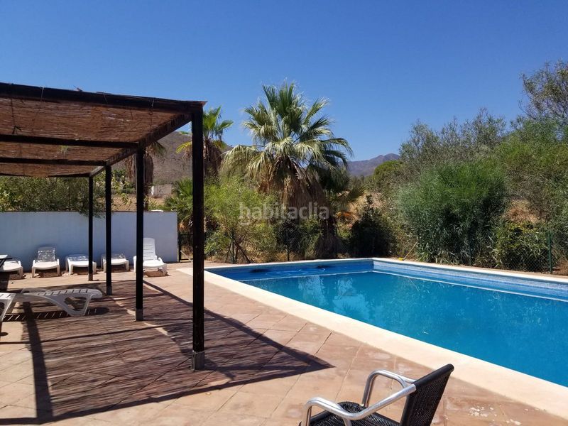 Foto a45e2b5e-657b-4ba1-881b-7757254107db. Casa amb aparcament piscina a La Cala Golf - Lagar Martell Mijas