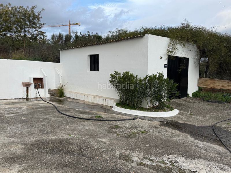 Foto 30f49d1f-916f-4460-9f89-a79cd63f414f. Casa amb piscina a Cancelada Estepona
