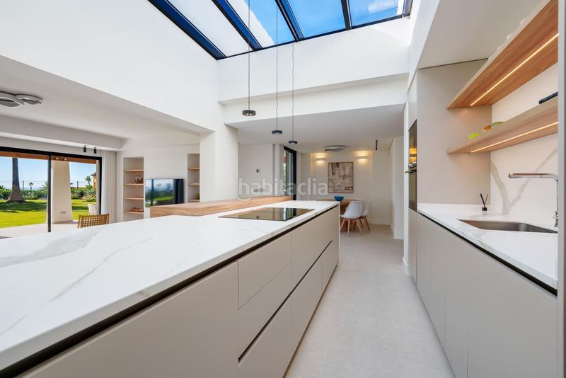 Foto 032869dc-5680-4a57-b903-9da90093bfc9. Casa amb aparcament piscina a El Rosario - Ricmar Marbella