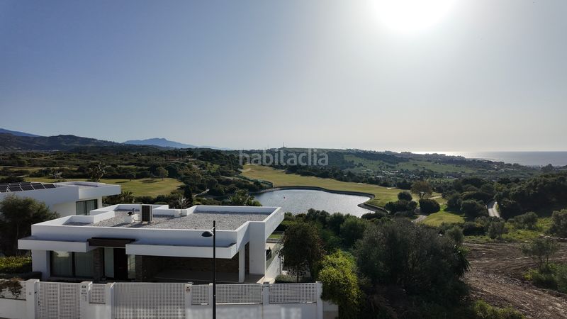 Foto ebcfcb2b-01f4-4f0c-a4c0-444caa75b6eb. Casa amb aparcament piscina a Valle Romano Golf Estepona