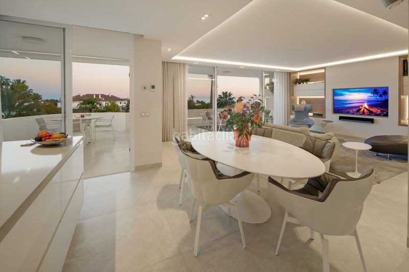 Foto 04500195-d088-45c6-9b7c-d8a233ef946a. Àtic amb aparcament piscina a lomas de Marbella club Marbella