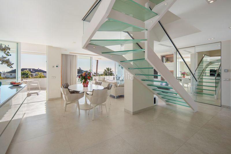 Foto 305f22bc-3ac1-4877-ad38-c96a67d7955a. Àtic amb aparcament piscina a lomas de Marbella club Marbella