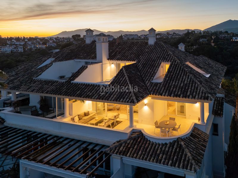 Foto b3577105-d6ff-44e0-bd04-cff3c13f5ab8. Àtic amb aparcament piscina a lomas de Marbella club Marbella