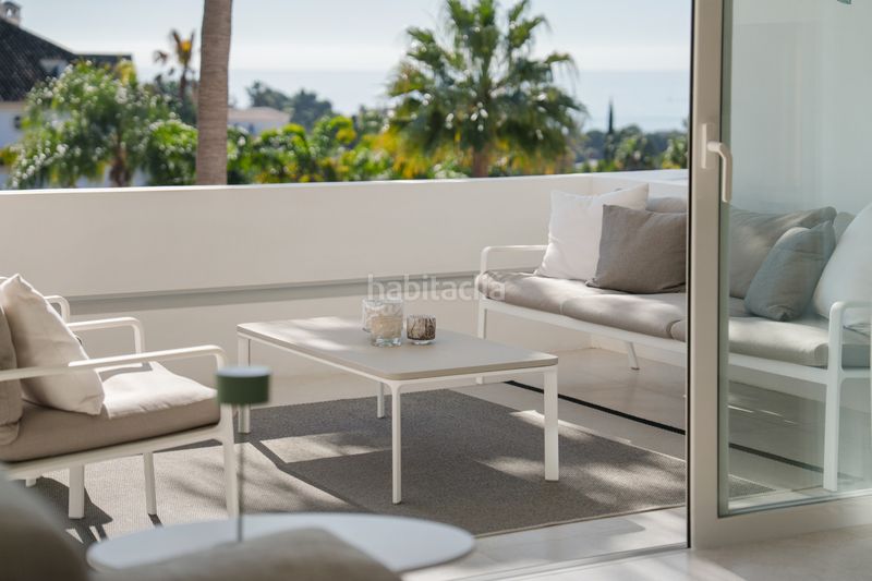 Foto e358e538-8050-4ff0-bedb-22053cd57166. Àtic amb aparcament piscina a lomas de Marbella club Marbella