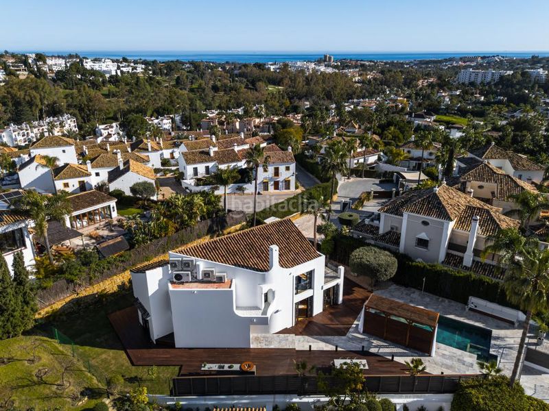 Foto 3704cc3e-6327-48a6-817b-92174c3d530c. Casa amb aparcament piscina a Los Naranjos Marbella