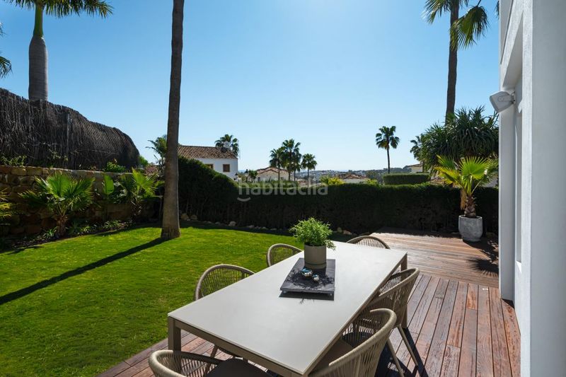 Foto 6f087359-c38f-4eca-9f61-4b974d002359. Casa amb aparcament piscina a Los Naranjos Marbella