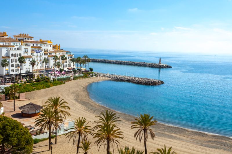 Foto 09ba26e1-c5a9-4f63-b01e-808c87d6d260. Tríplex amb calefacció a Puerto Banús Marbella