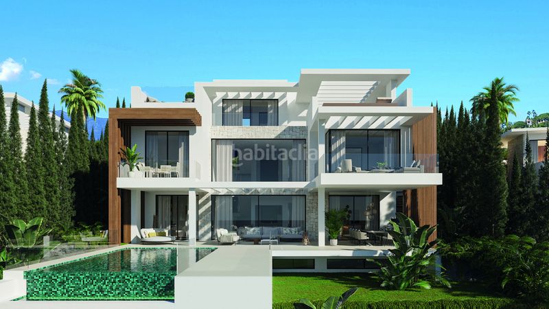 Foto dd01cab2-8c45-4e7a-b8f8-161ef3c848e1. Casa amb piscina a Centro Estepona