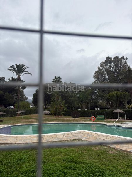 Foto ba0f2c28-502b-4779-9c74-fee0485809b8. Estudi amb aparcament piscina a Bahía Dorada Estepona