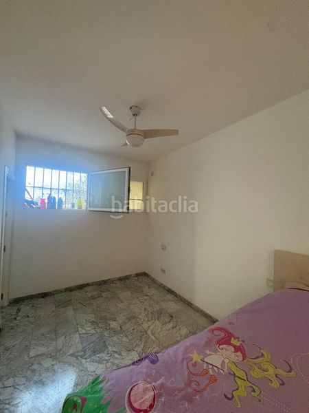 Foto bfc28103-5816-4b8e-8b9e-80c632ef6e54. Estudi amb aparcament piscina a Bahía Dorada Estepona