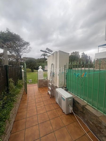 Foto c0e4b9b8-b6af-46df-948b-f46c93f1926f. Estudi amb aparcament piscina a Bahía Dorada Estepona