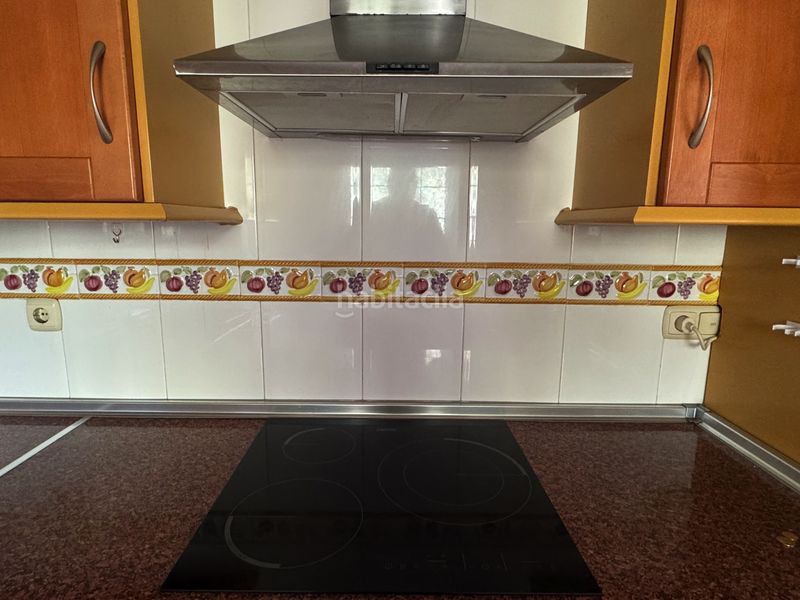 Foto 380ba711-e2d5-401d-b211-3086509203a4. Apartament amb calefacció aparcament piscina a Las Brisas Marbella