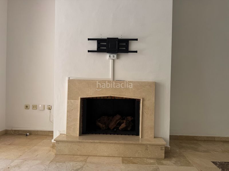 Foto 86742d24-294f-4b7c-8571-b2ea40d817d2. Apartament amb calefacció aparcament piscina a Las Brisas Marbella