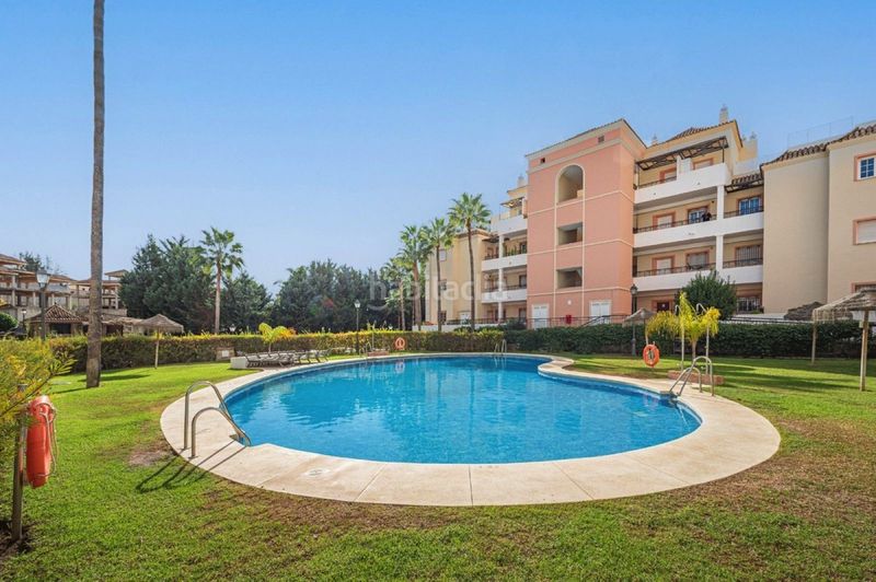 Foto a4a439f2-a386-4579-8070-ab54a86ba575. Apartament amb calefacció aparcament piscina a Las Brisas Marbella