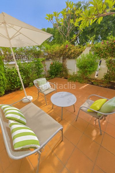 Foto 4803711c-0163-494c-a1b2-772ff1829411. Planta baixa amb aparcament piscina a Los Naranjos Marbella