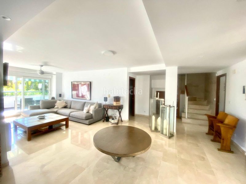 Foto 69d1fa00-6182-4d3a-b163-216754b7bf64. Àtic amb aparcament piscina a Guadalmina Baja Marbella