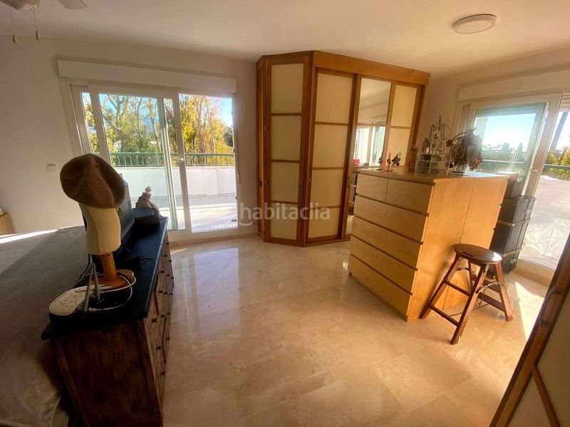 Foto f667209b-3761-4a7e-b3ec-27147fe0c3ed. Àtic amb aparcament piscina a Guadalmina Baja Marbella