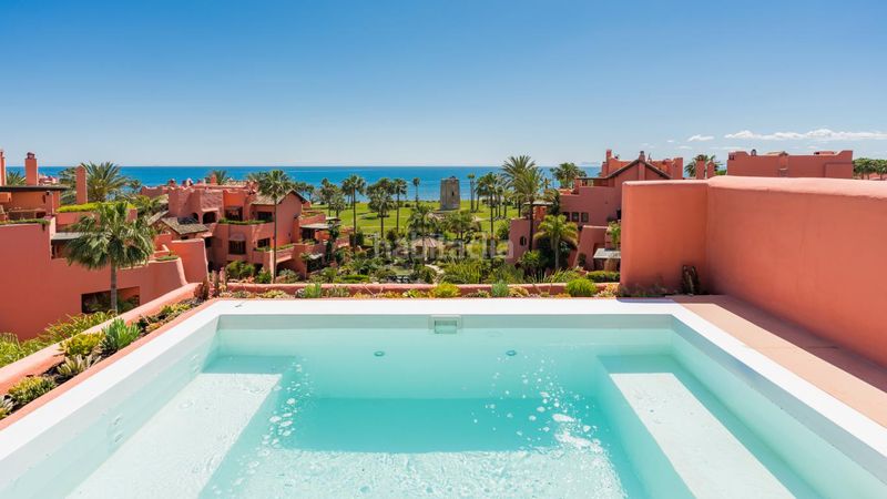 Foto ebfa11db-04e6-4905-a811-a8b9b7b9bf7e. Àtic amb aparcament piscina a Guadalmansa Estepona