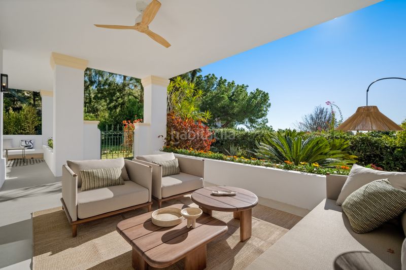 Foto 409b47fe-589d-4d13-a1d9-b2604add6a55. Apartament amb aparcament piscina a lomas de Marbella club Marbella