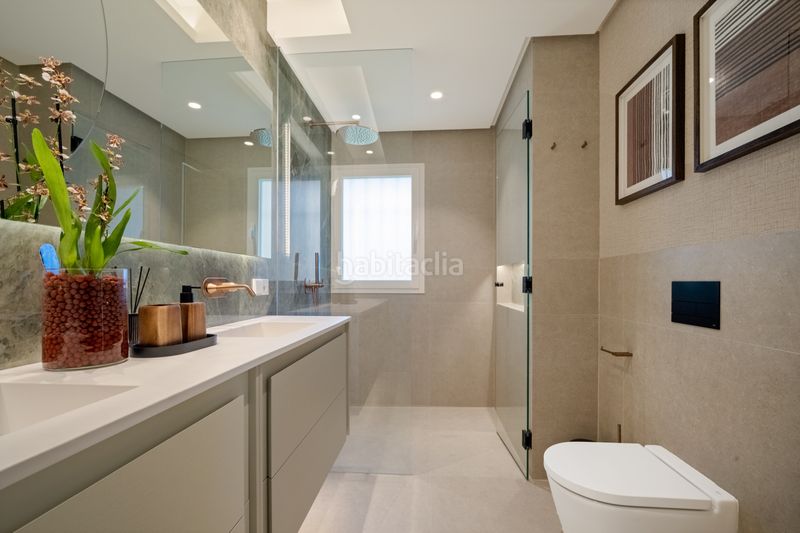 Foto 5b880558-3488-4a65-871f-7b42e101486c. Apartament amb aparcament piscina a lomas de Marbella club Marbella