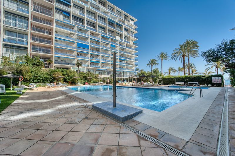Foto 2eb213e4-da60-4c54-889b-8bc7bf8643ab. Dúplex amb calefacció piscina a Playa de la Fontanilla Marbella