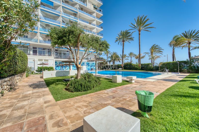 Foto 858ecdc3-21a2-42e7-ab50-4479aa8460b9. Dúplex amb calefacció piscina a Playa de la Fontanilla Marbella