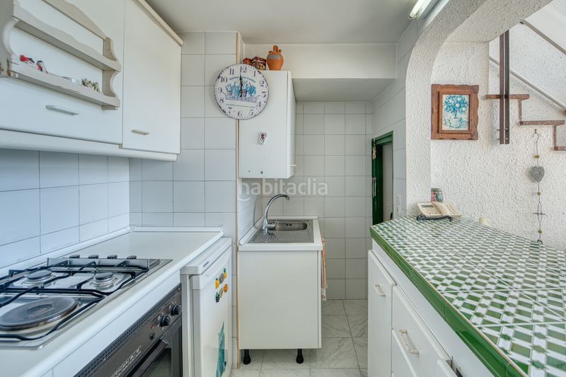 Foto fc3683dd-a723-41f4-93dd-591bb9126057. Dúplex amb calefacció piscina a Playa de la Fontanilla Marbella