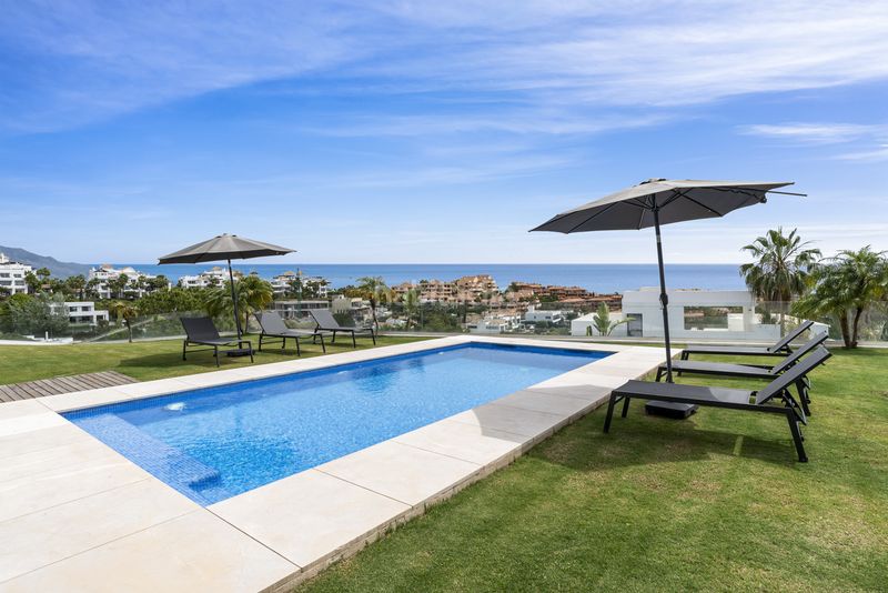 Foto d86d3d3d-fb9e-4d4f-a78b-5f3e0ab1b8a7. Casa a capanes 2 a La Alquería Benahavís